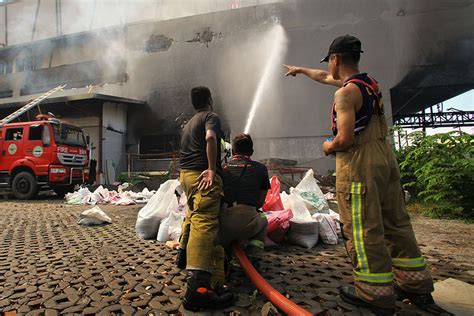 fire protection works gensan|P2 billion lost in GMall.